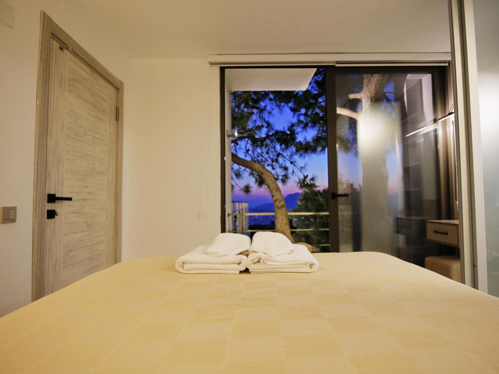 Villa With A Private Heated Pool, Jacuzzi, Overlooking Spectacular Views Of The Sea Kaş Eksteriør billede